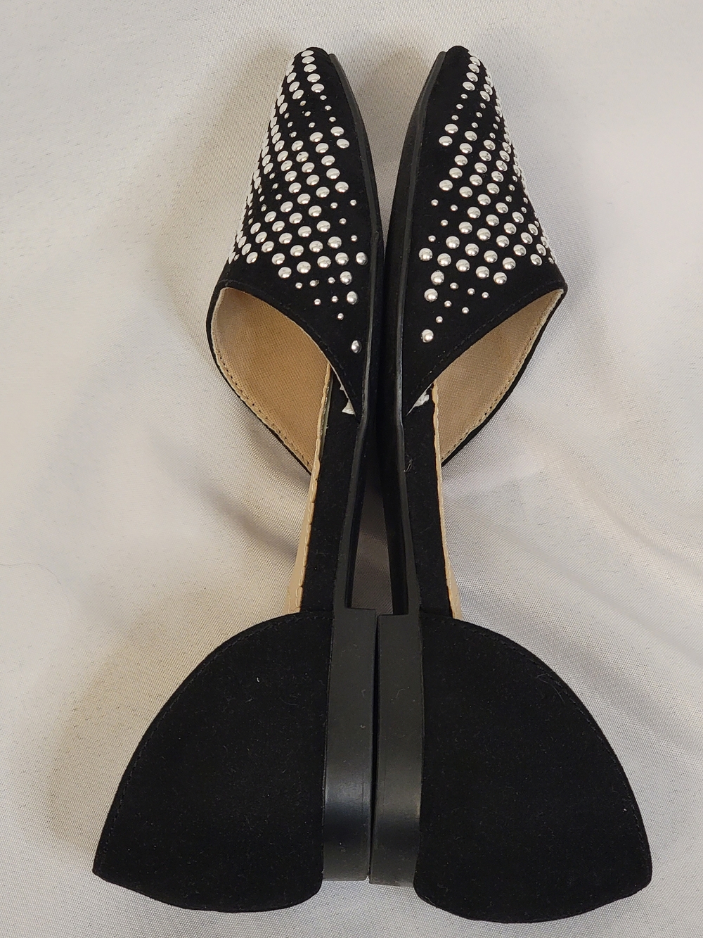 Isaac Mizrahi Black Pointed D'Orsay Flats with Silver Studs Size 7.5 - Picture 8 of 14